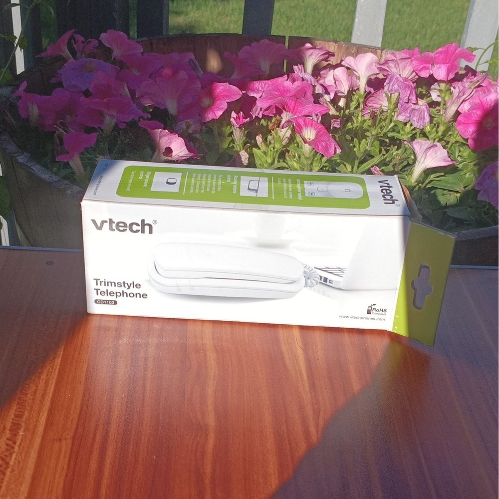 Two Vtech Trimstyle Corded Telephone Ringer & Receiver Volume Control CD1103